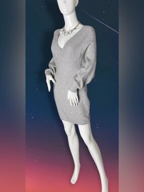 PETAL Roz Silver Gray Vneck Bodycon Sweater Dress Size Large